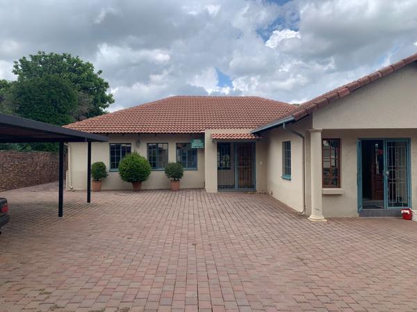 Property For Sale in Waterkloof, Pretoria