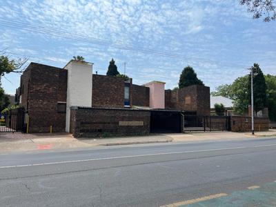 Duplex For Sale in Arcadia, Pretoria